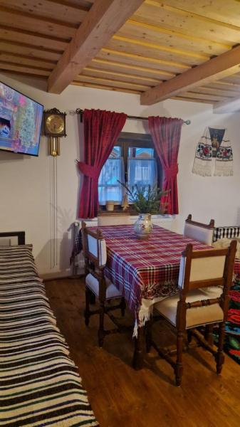 Vacation home CASUTA DIN COTROAPE from Sacel, Maramureș picture 26