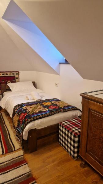 Vacation home CASUTA DIN COTROAPE from Sacel, Maramureș picture 27