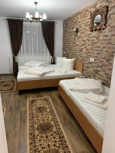 Pension PENSIUNEA SUB CETATE LA MATEI from Oncesti, Maramureș picture 17