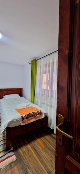 Pension CASA SAS from Rozavlea, Maramureș picture 9