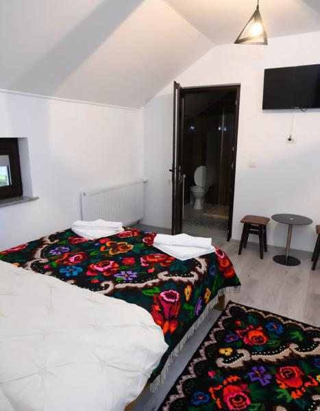 Pension POPASUL COSAU from Feresti, Maramureș picture 4