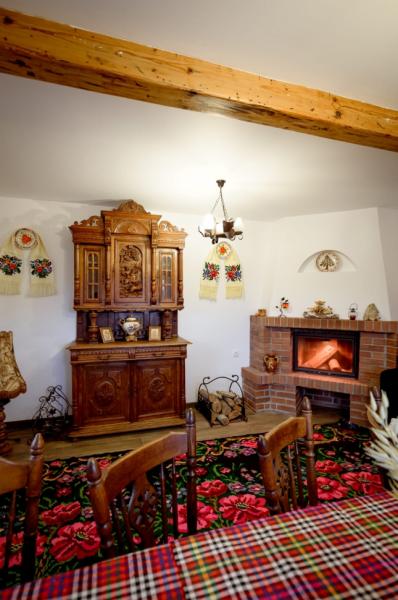 Vacation home CASA DIN SETREF from Sacel, Maramureș picture 16