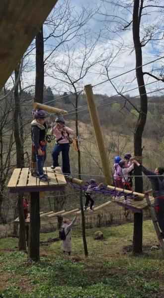 Entertainment ZUM ZET LAND from Dragomiresti, Maramureș picture 5