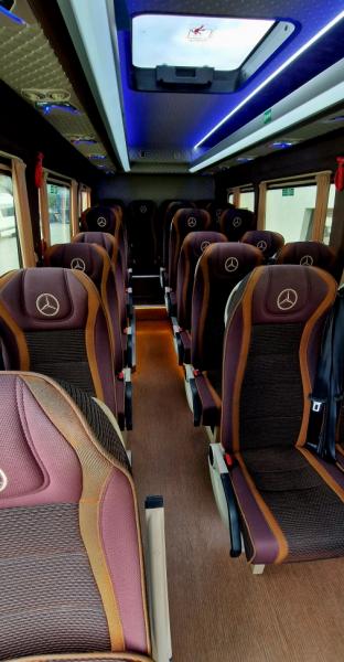 Service INCHIRIERI MICROBUZE AUTOCARE TRANSPORT PERSOANE VIP from Sieu, Maramureș picture 19