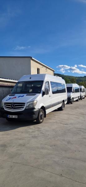 Service INCHIRIERI MICROBUZE AUTOCARE TRANSPORT PERSOANE VIP from Sieu, Maramureș picture 27