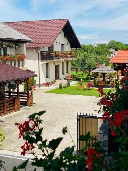 Pension IOANA ANGELICA from Vadu Izei, Maramureș picture 24