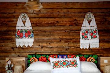 Vacation home CASA DIN SETREF from Sacel, Maramureș picture 32