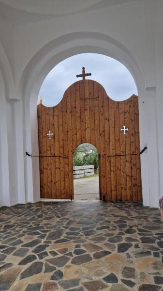 MANASTIREA SFINTII TREI IERARHI IEUD from Ieud, Maramureș picture 2