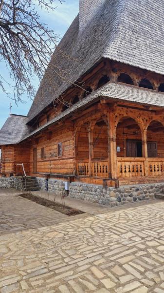 MANASTIREA SFINTII TREI IERARHI IEUD from Ieud, Maramureș picture 28