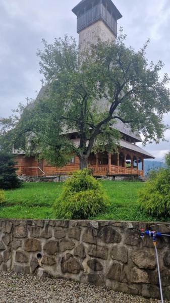MANASTIREA SFINTII TREI IERARHI IEUD from Ieud, Maramureș picture 3