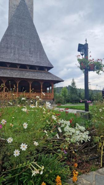 MANASTIREA SFINTII TREI IERARHI IEUD from Ieud, Maramureș picture 5