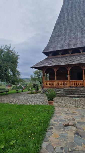 MANASTIREA SFINTII TREI IERARHI IEUD from Ieud, Maramureș picture 6