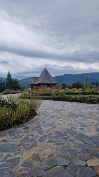 MANASTIREA SFINTII TREI IERARHI IEUD from Ieud, Maramureș picture 9